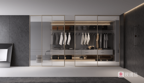 铝木门VS全景门:旧王称霸,还是新王加冕?