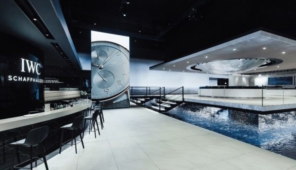 致敬永恒：IWC万国表于“钟表与奇迹” 日内瓦高级钟表展推出葡萄牙系列全新作品